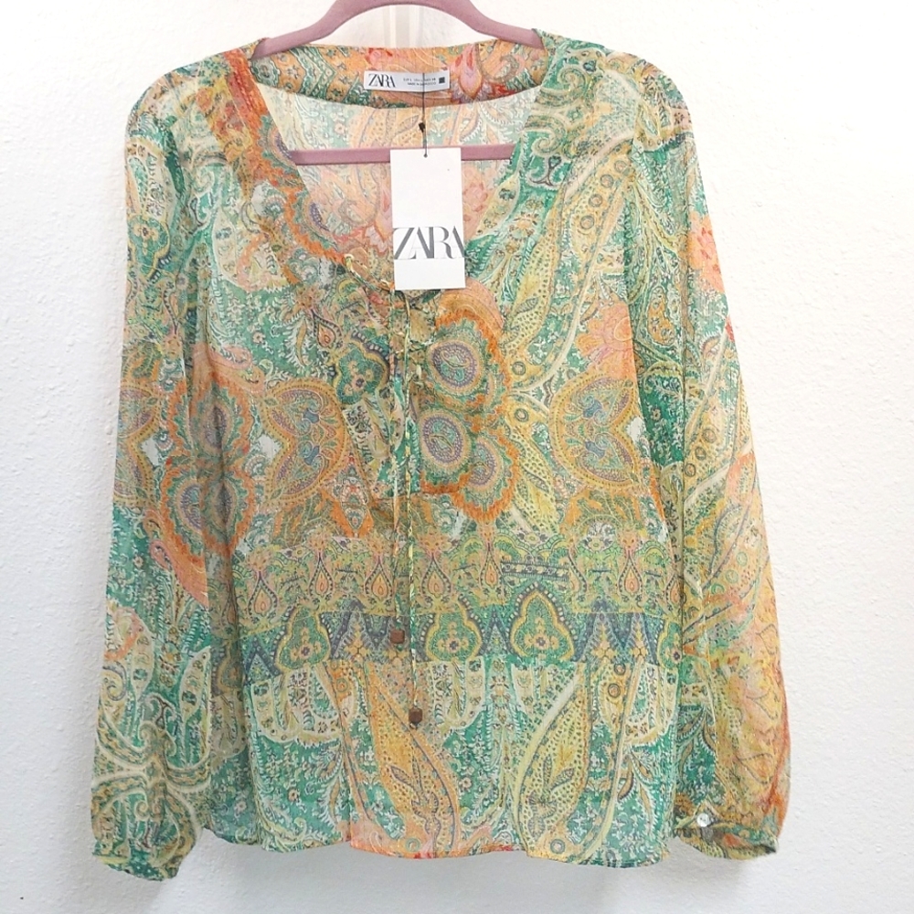 ZARA STUNNING BLOUSE DELICATE  GOLD TONE THREADING SIZE LARGE